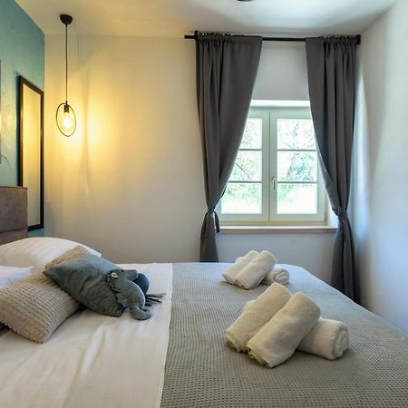 Teona Luxury Apartment With Jacuzzi And Terrace Sea View Sali Exterior photo