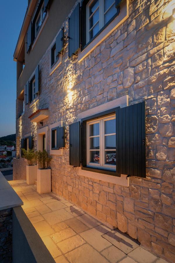 Teona Luxury Apartment With Jacuzzi And Terrace Sea View Sali Exterior photo
